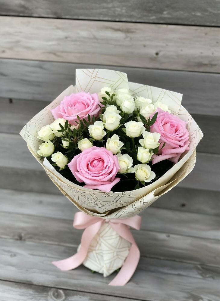 Букет цветов из: Розы в Советском Ханты-Мансийского АО