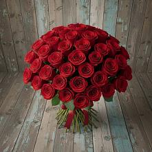 Букет 55 Красных роз Фридом #REPLACE_PRED# Советском Ханты-Мансийского АО