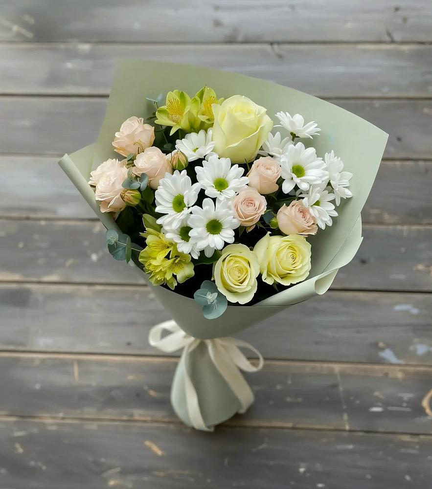 Букет цветов из: Альстромерии, Розы и Хризантемы в Советском Ханты-Мансийского АО