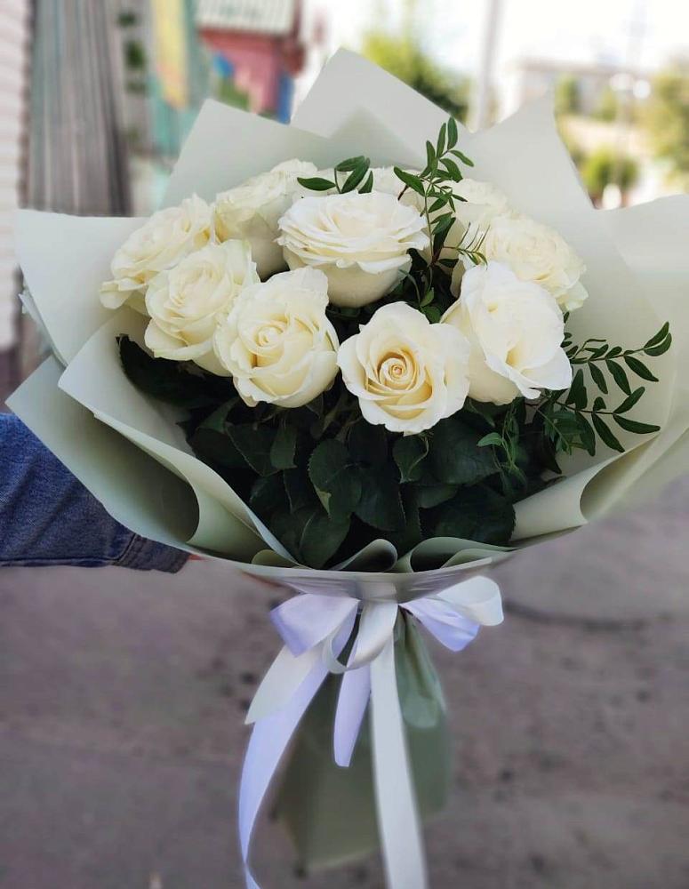 Букет Белые розы Проуд в Советском Ханты-Мансийского АО