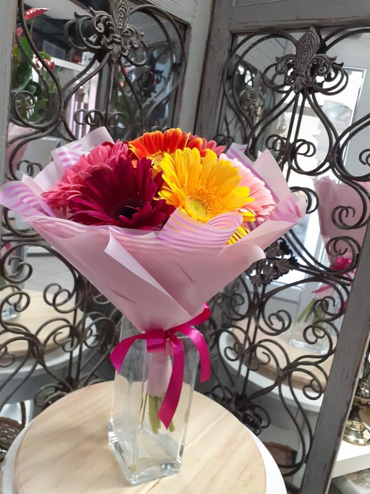 Букет цветов из: Герберы в Советском Ханты-Мансийского АО