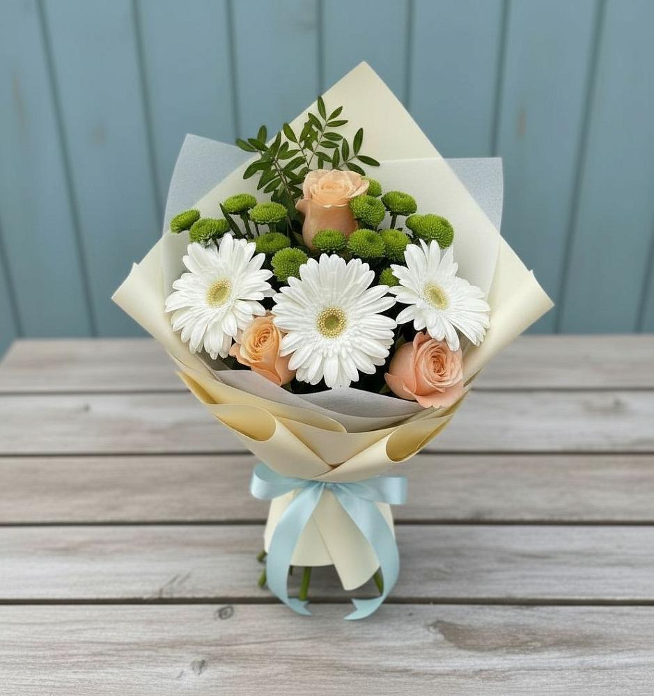 Букет цветов из: Герберы, Розы и Хризантемы в Советском Ханты-Мансийского АО