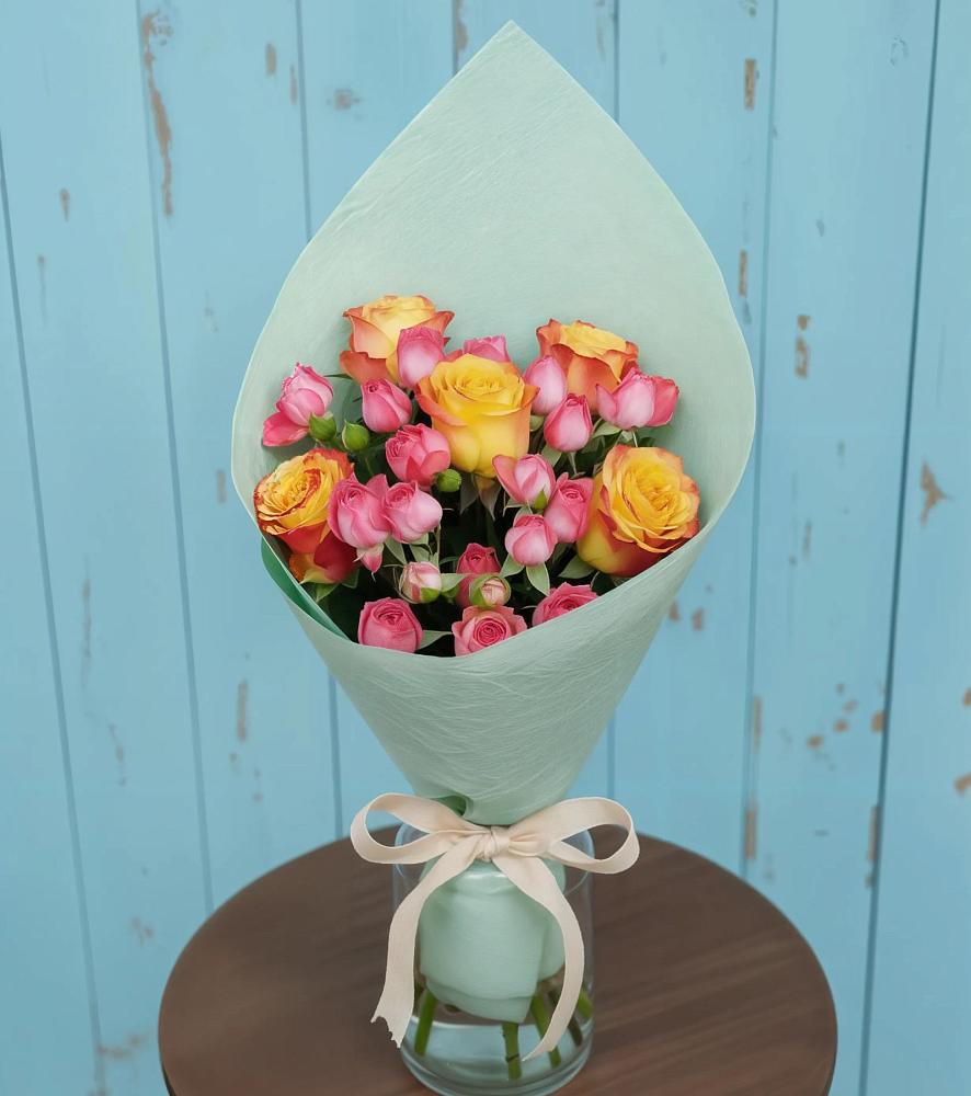 Букет цветов из: Розы в Советском Ханты-Мансийского АО