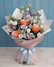 Букет цветов из:  Лизиантусы, Розы, Альстромерии и Гипсофила в Советском Ханты-Мансийского АО