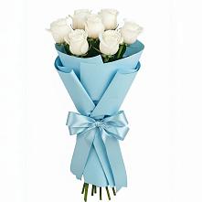 Букет 7 белых роз Проуд в Советском Ханты-Мансийского АО