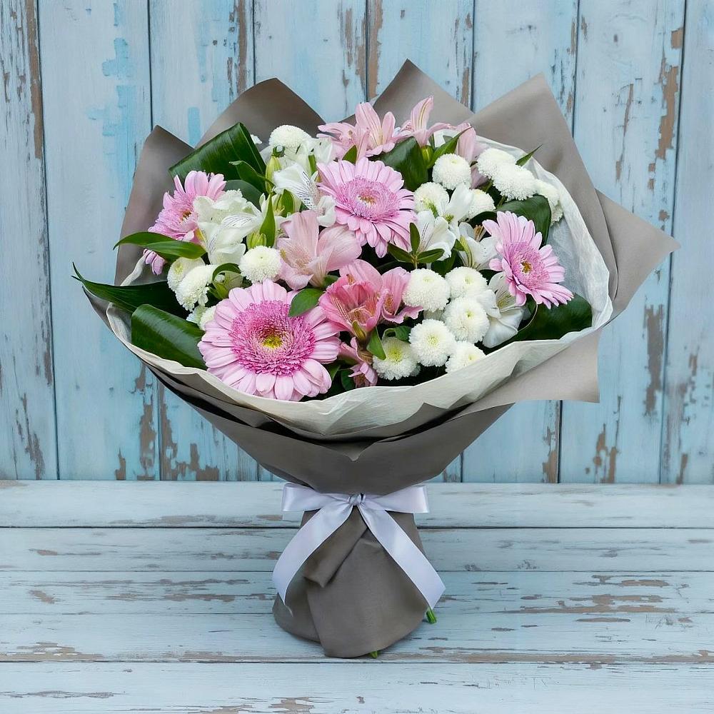 Букет цветов из: Герберы, Альстромерии и Хризантемы в Советском Ханты-Мансийского АО