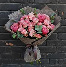 Букет цветов из:  Розы в Советском Ханты-Мансийского АО